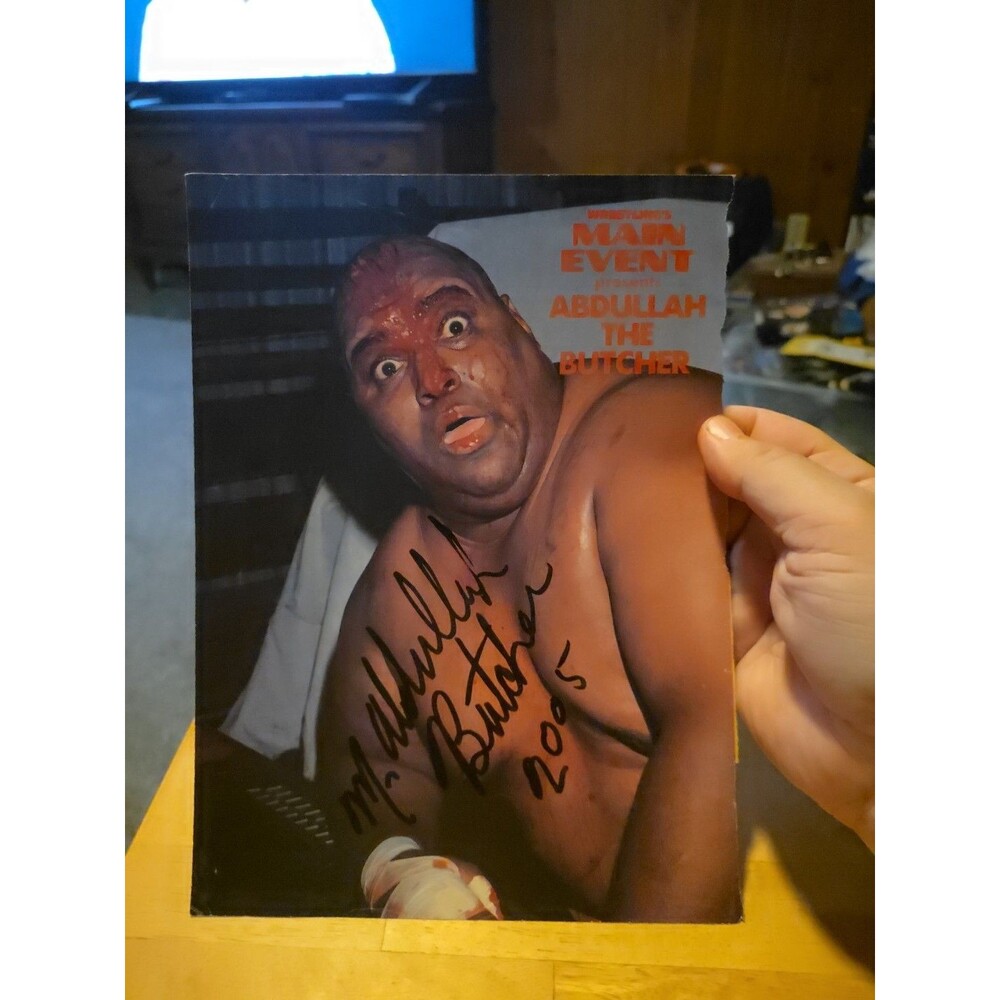 Signed 2005 Abdullah The Butcher Magazine Pinup NWA WCW Chiller Theatre